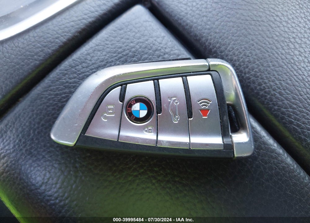2019 BMW 740I VIN: WBA7E2C58KB216539