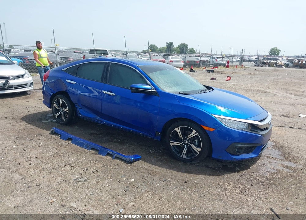 2018 HONDA CIVIC TOURING VIN: JHMFC1F93JX013930
