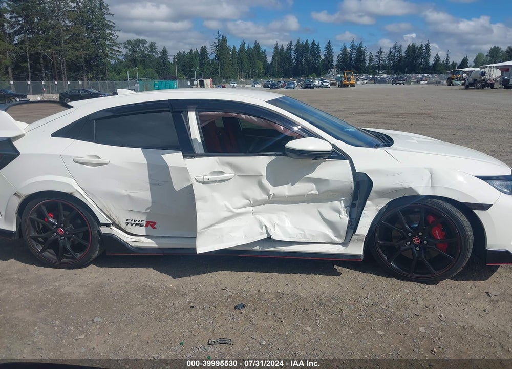 2018 HONDA CIVIC TYPE-R TOURING VIN: SHHFK8G77JU202325