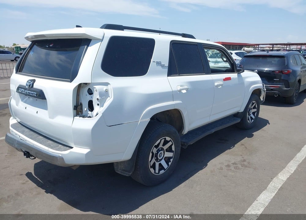 2023 TOYOTA 4RUNNER TRD OFF ROAD PREMIUM VIN: JTERU5JR1P6123220