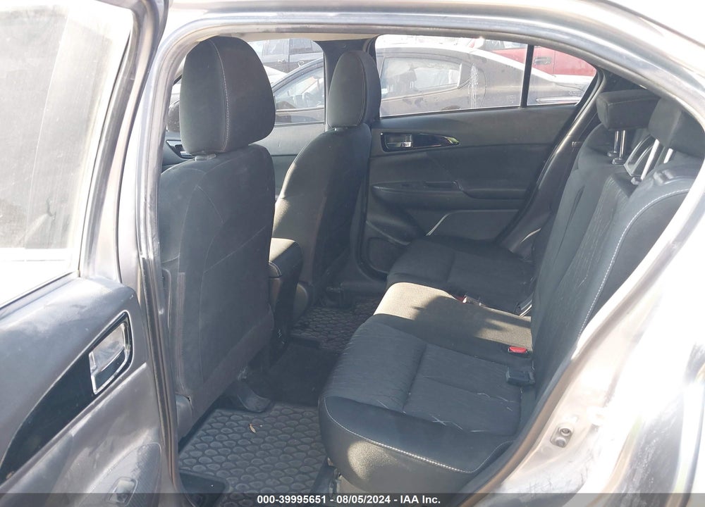 2018 MITSUBISHI ECLIPSE CROSS SE VIN: JA4AT5AA9JZ048278