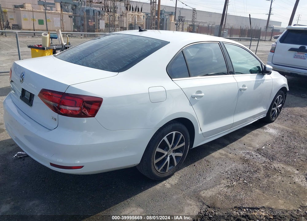 2017 VOLKSWAGEN JETTA 1.4T SE VIN: 3VWDB7AJXHM235202