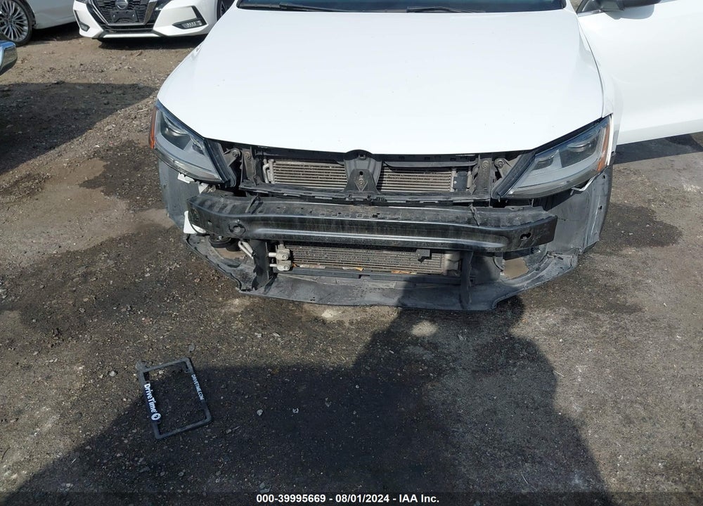 2017 VOLKSWAGEN JETTA 1.4T SE VIN: 3VWDB7AJXHM235202