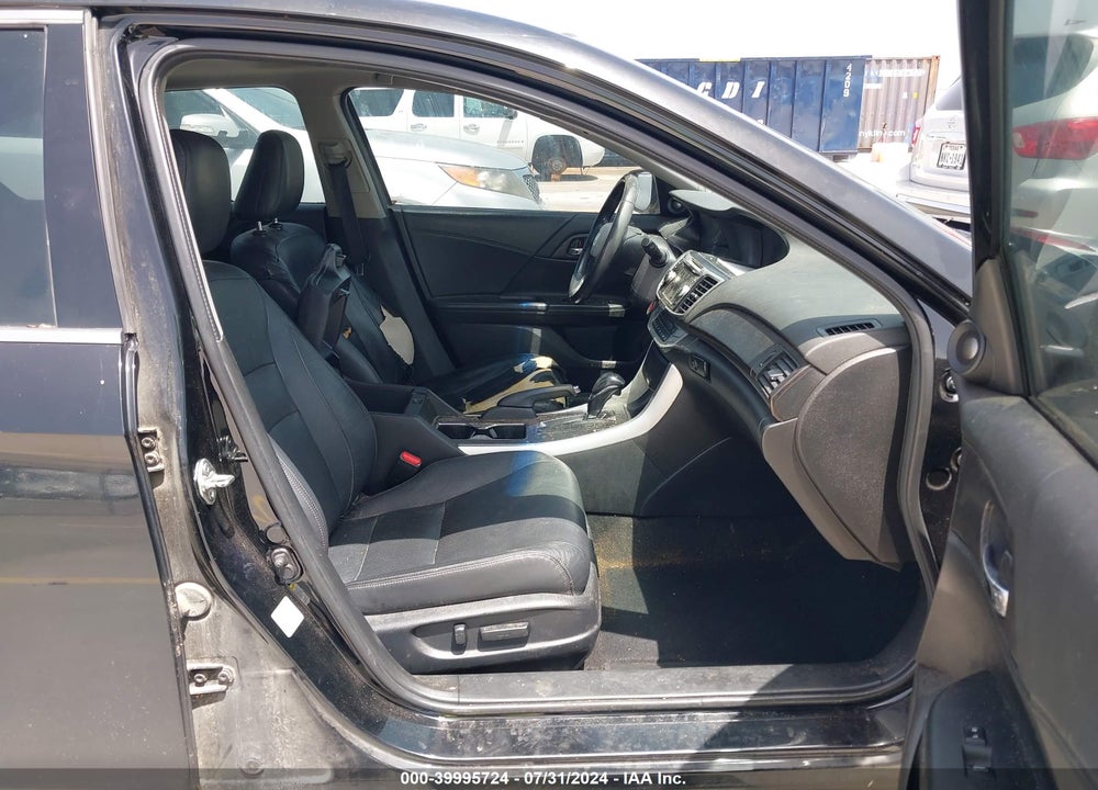 2013 HONDA ACCORD EX-L V-6 VIN: 1HGCR3F8XDA036653