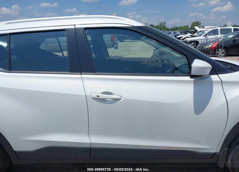 2024 NISSAN KICKS SV XTRONIC CVT VIN: 3N1CP5CV9RL493371
