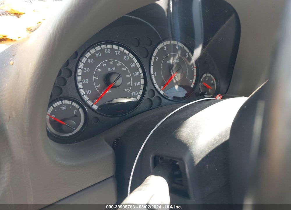 2005 JEEP LIBERTY SPORT VIN: 1J4GL48K15W595314