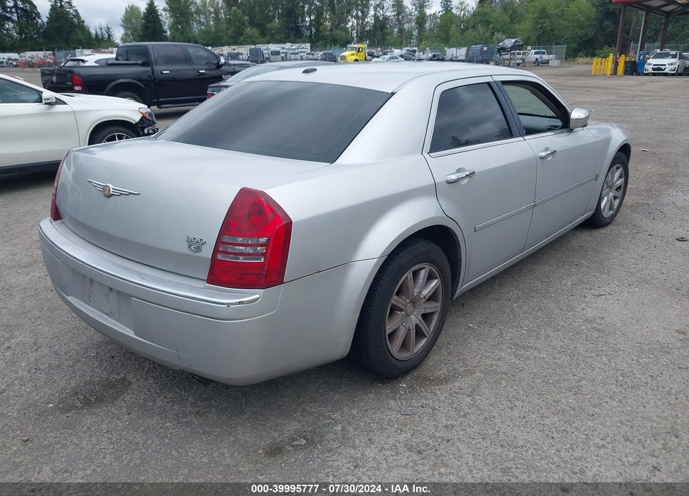 2007 CHRYSLER 300C VIN: 2C3KA63H17H764198