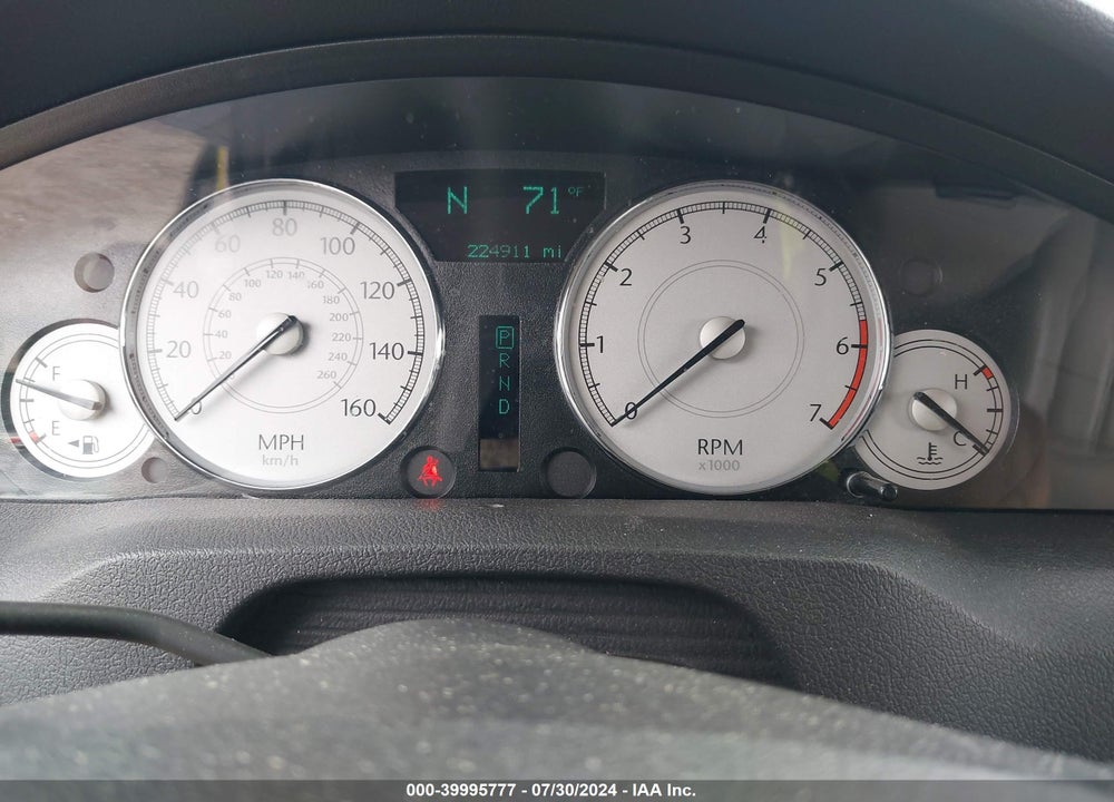 2007 CHRYSLER 300C VIN: 2C3KA63H17H764198