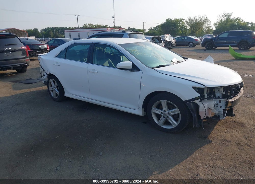 2013 TOYOTA CAMRY SE VIN: 4T1BF1FK6DU726199