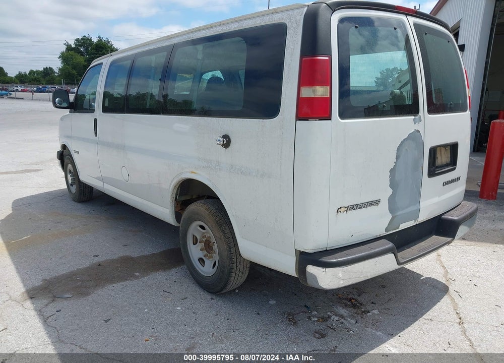 2003 CHEVROLET EXPRESS VIN: 1GAGG25U031128313