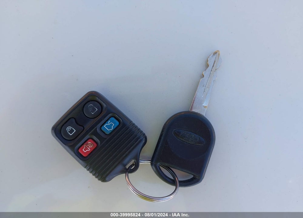 2009 FORD FOCUS SES VIN: 1FAHP36N39W224527