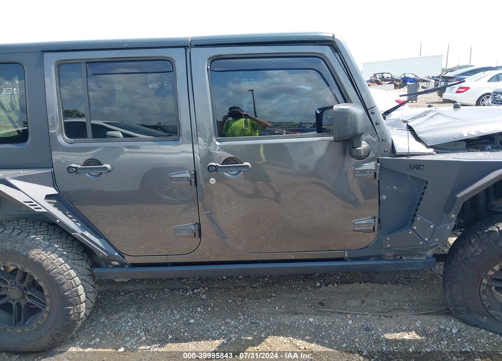 2016 JEEP WRANGLER UNLIMITED RUBICON VIN: 1C4BJWFG2GL307613