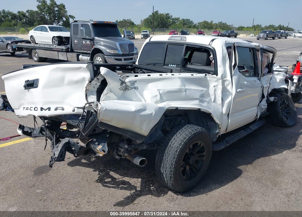 2022 TOYOTA TACOMA SR VIN: 3TYAX5GN3NT037731