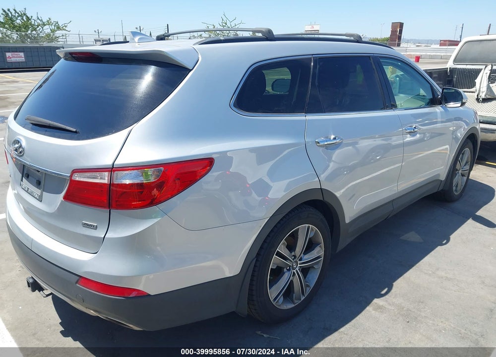 2015 HYUNDAI SANTA FE GLS VIN: KM8SNDHF7FU121860