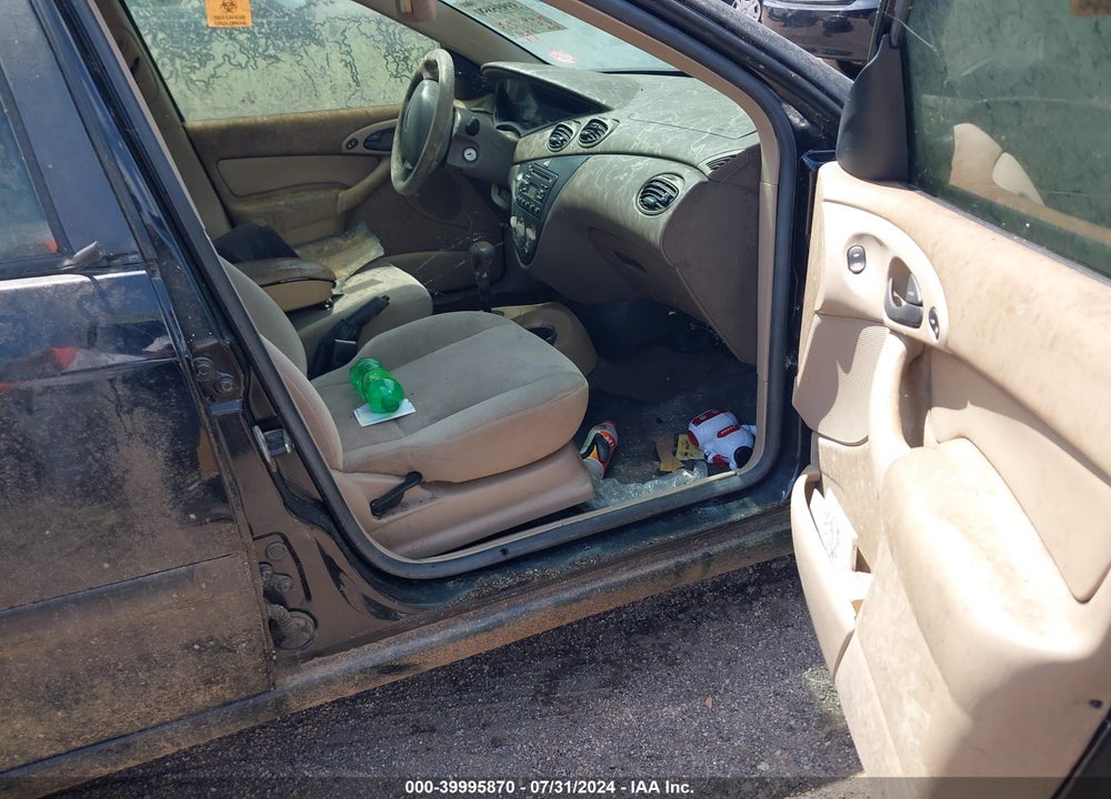 2002 FORD FOCUS SE VIN: 1FAFP34P72W214603