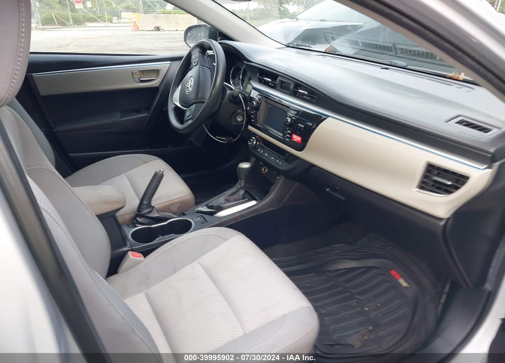 2015 TOYOTA COROLLA LE VIN: 2T1BURHE0FC353791