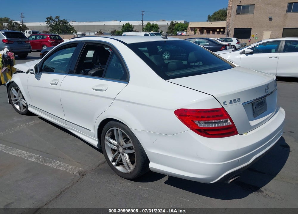 2013 MERCEDES-BENZ C 250 VIN: WDDGF4HB4DA741753
