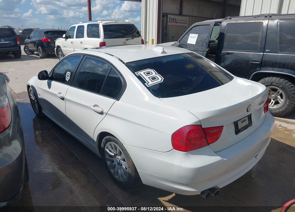 2009 BMW 328I VIN: WBAPH73599E128130