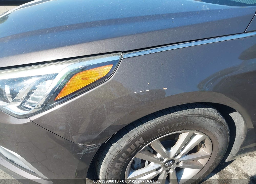 2016 HYUNDAI SONATA SE VIN: 5NPE24AF7GH386102