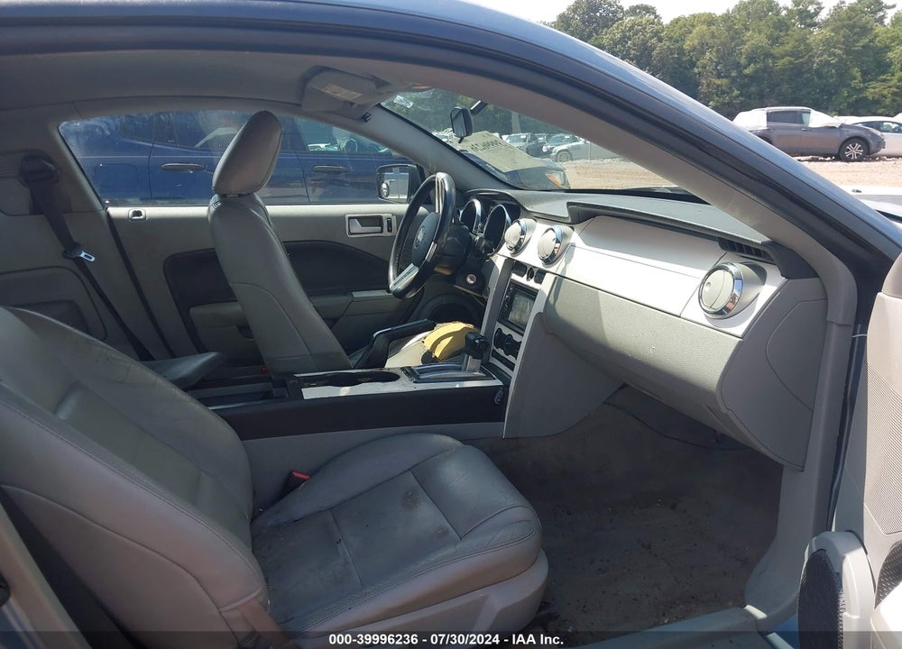 2006 FORD MUSTANG V6 VIN: 1ZVFT80N665186812