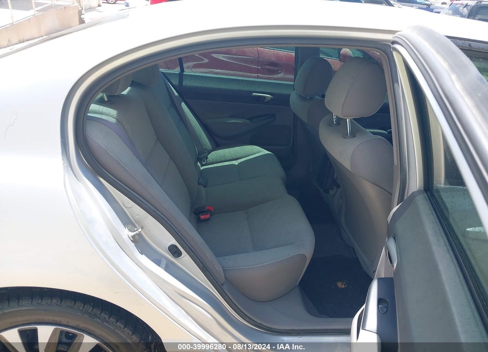 2010 HONDA CIVIC LX VIN: 2HGFA1F53AH575871
