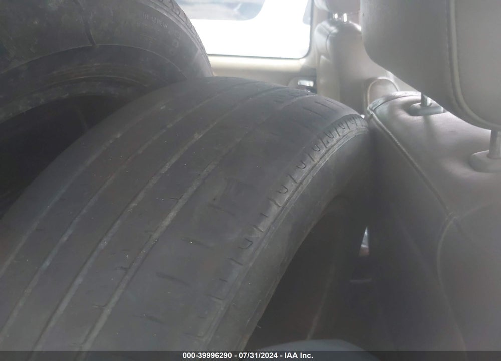 2003 KIA SEDONA EX/LX VIN: KNDUP131836489515