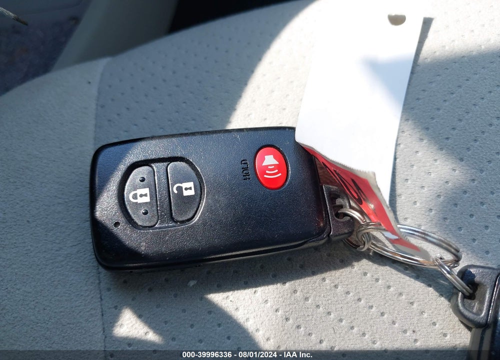 2014 TOYOTA PRIUS TWO VIN: JTDKN3DU5E1786419