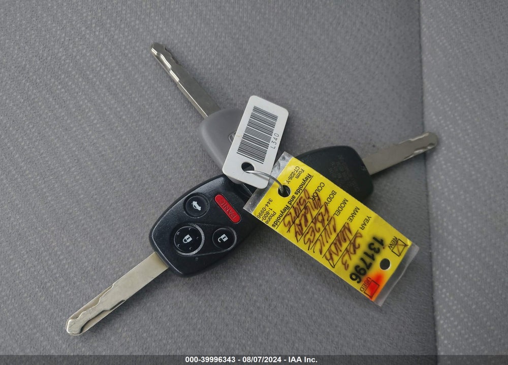 2013 HONDA CIVIC LX VIN: 19XFB2E5XDE051975