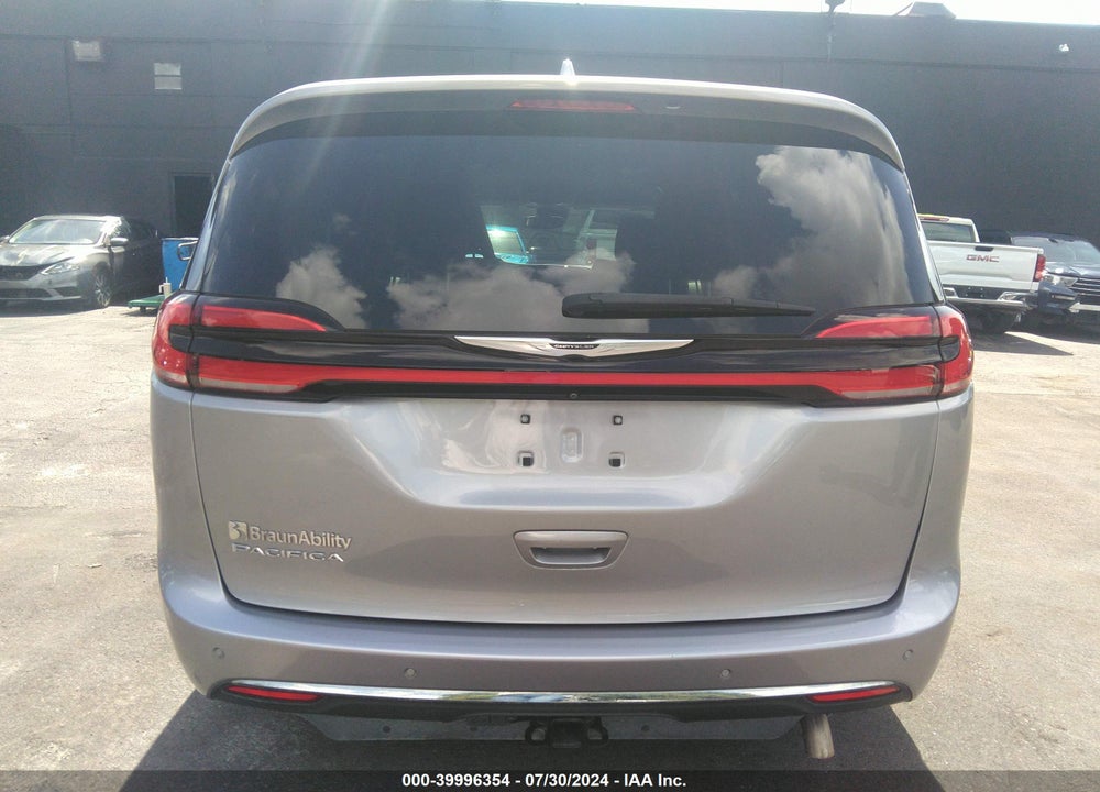 2021 CHRYSLER PACIFICA TOURING L VIN: 2C4RC1BGXMR585549
