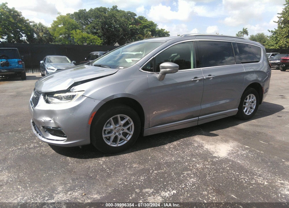 2021 CHRYSLER PACIFICA TOURING L VIN: 2C4RC1BGXMR585549