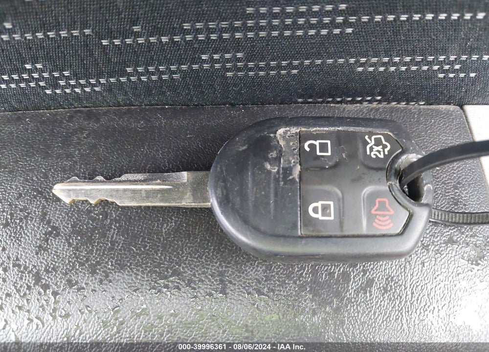 2011 FORD FUSION SE VIN: 3FAHP0HA8BR205361