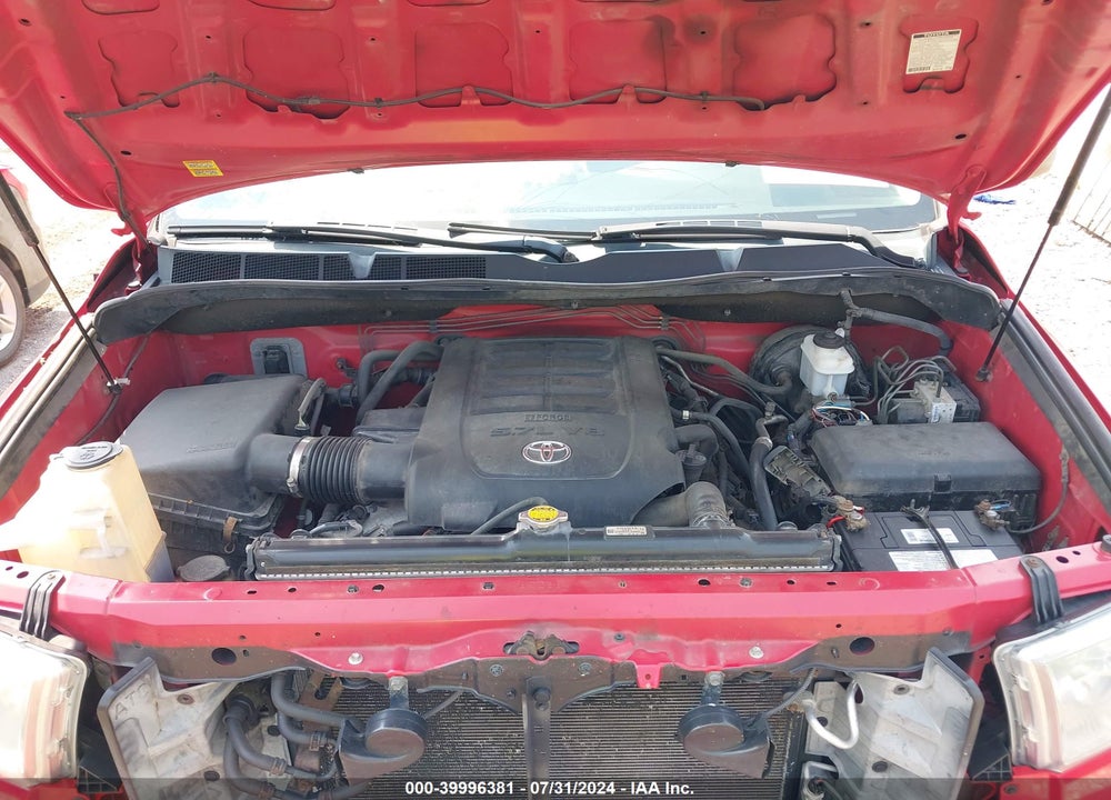 2011 TOYOTA TUNDRA GRADE 5.7L V8 VIN: 5TFUY5F15BX174857