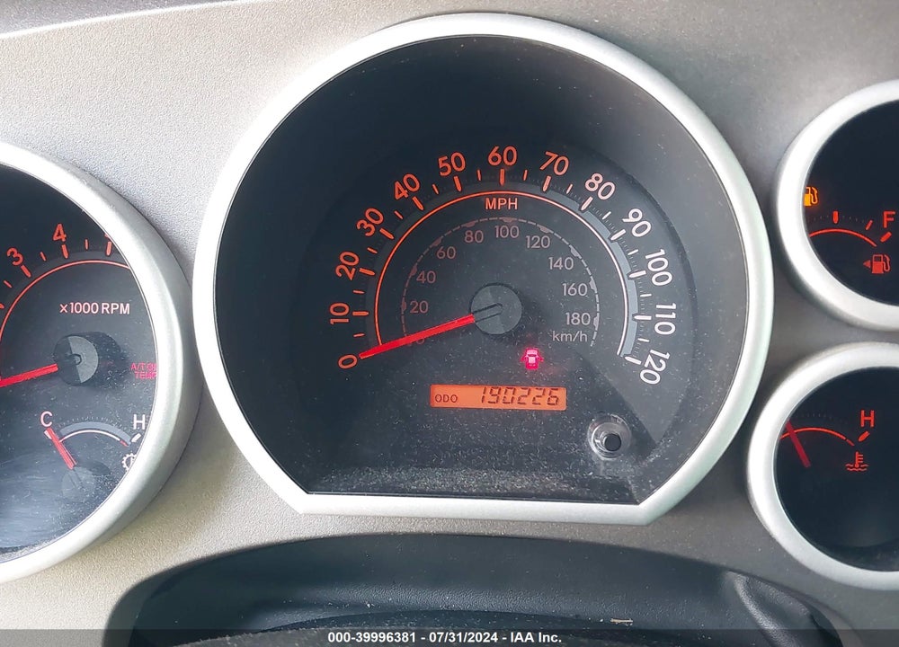 2011 TOYOTA TUNDRA GRADE 5.7L V8 VIN: 5TFUY5F15BX174857
