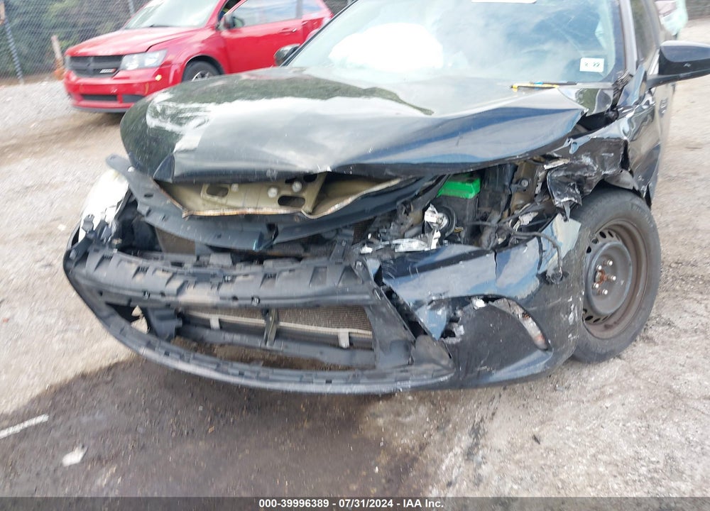 2017 TOYOTA CAMRY LE VIN: 4T1BF1FK8HU402998