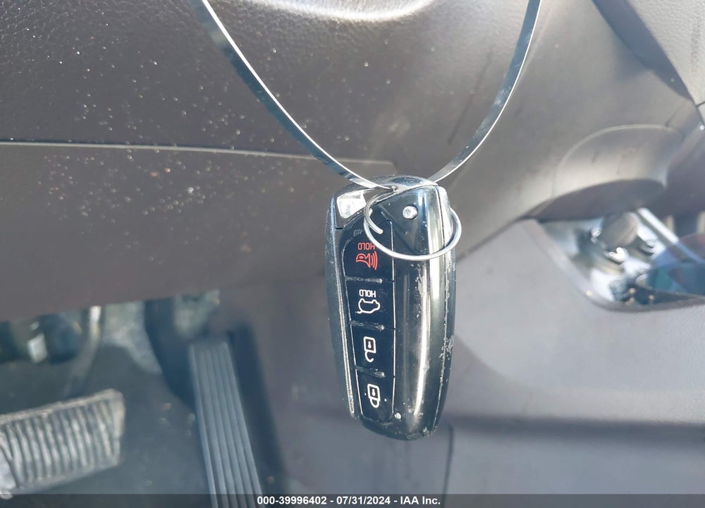 2017 HYUNDAI SANTA FE SPORT 2.4L VIN: 5NMZU3LB5HH050365