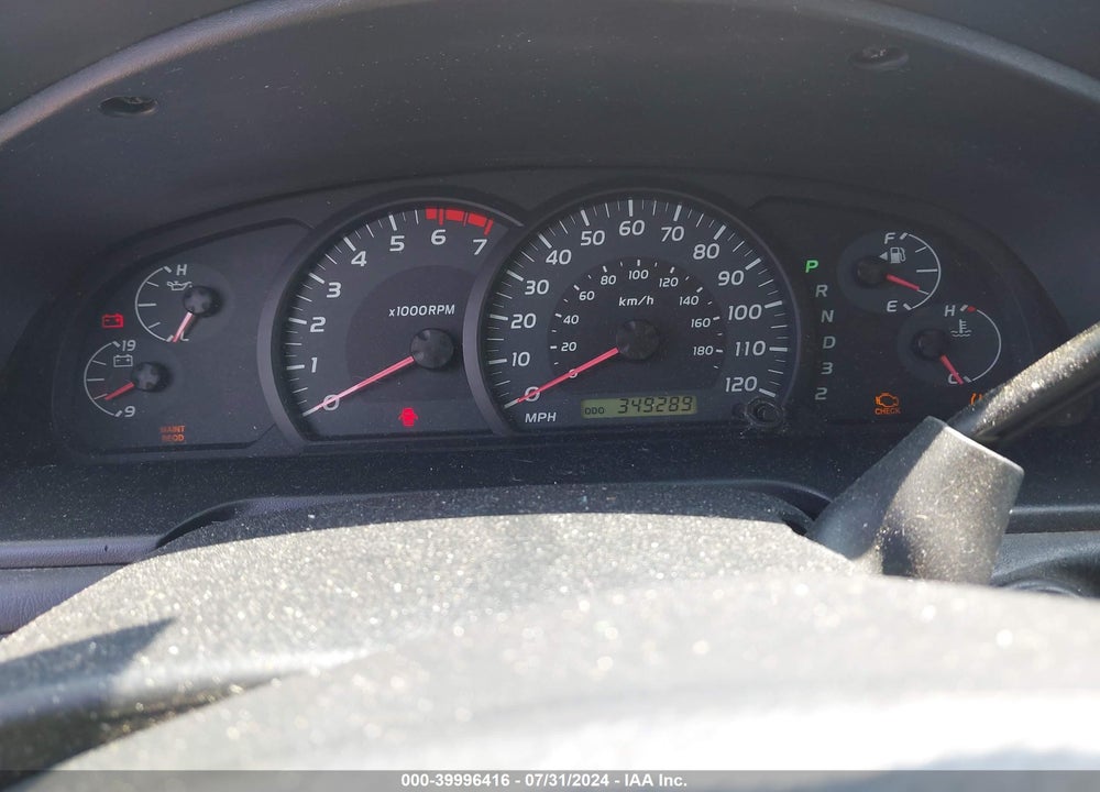 2005 TOYOTA TUNDRA SR5 V8 VIN: 5TBET341X5S489022