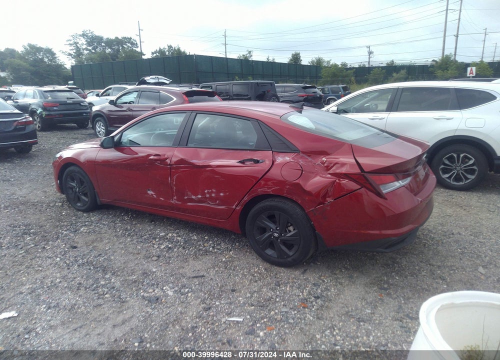 2022 HYUNDAI ELANTRA SEL VIN: KMHLM4AG6NU333593