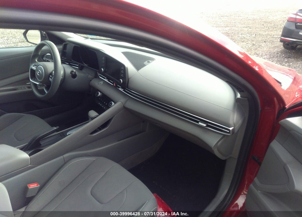 2022 HYUNDAI ELANTRA SEL VIN: KMHLM4AG6NU333593