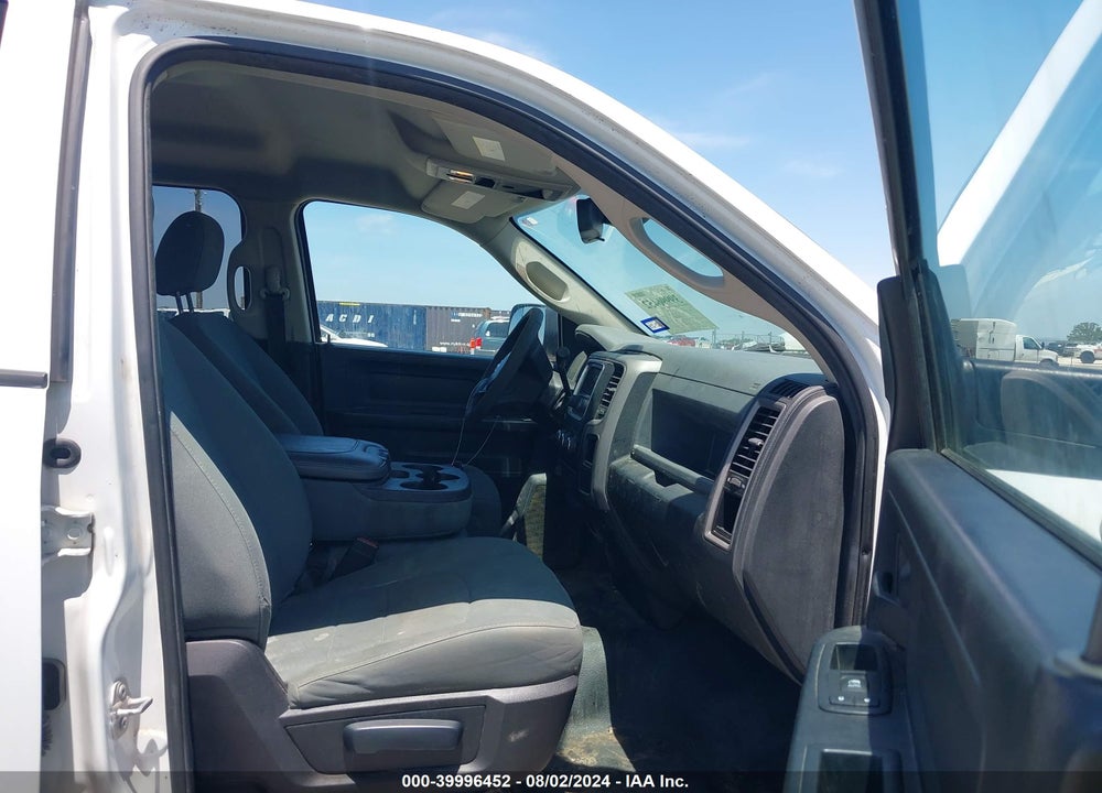 2016 RAM 1500 TRADESMAN VIN: 1C6RR6FT8GS285781