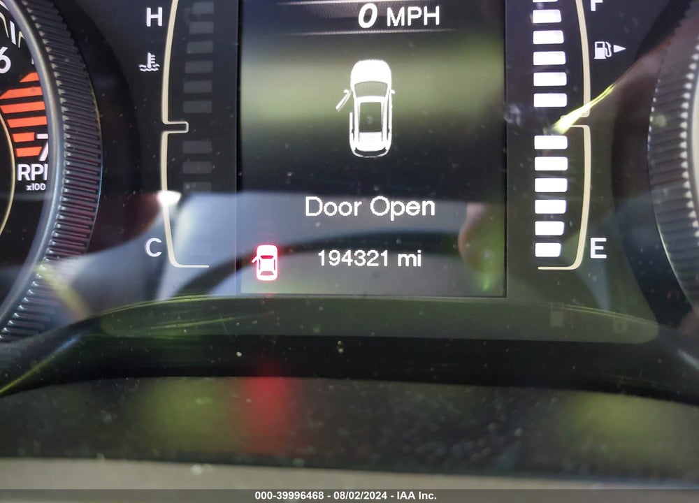2018 JEEP CHEROKEE LATITUDE FWD VIN: 1C4PJLCBXJD595282