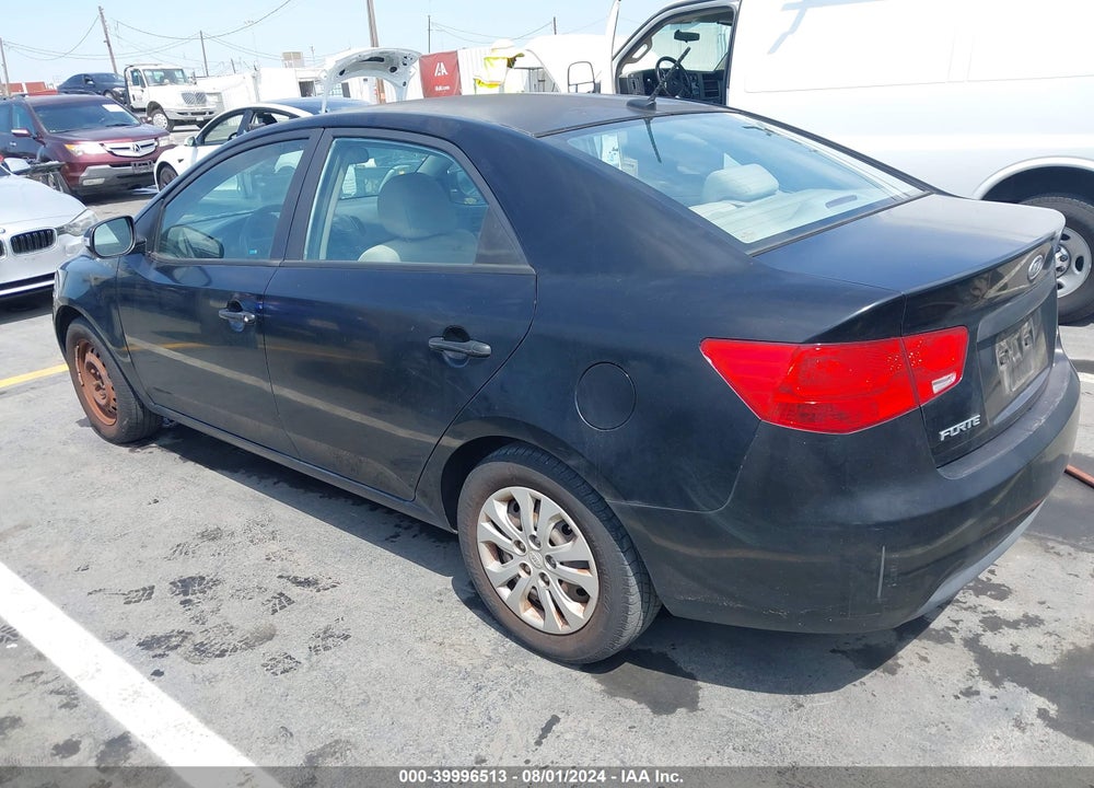 2010 KIA FORTE EX VIN: KNAFU4A27A5851011