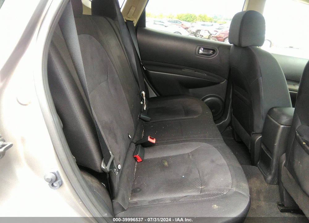 2015 NISSAN ROGUE SELECT S VIN: JN8AS5MV6FW770134