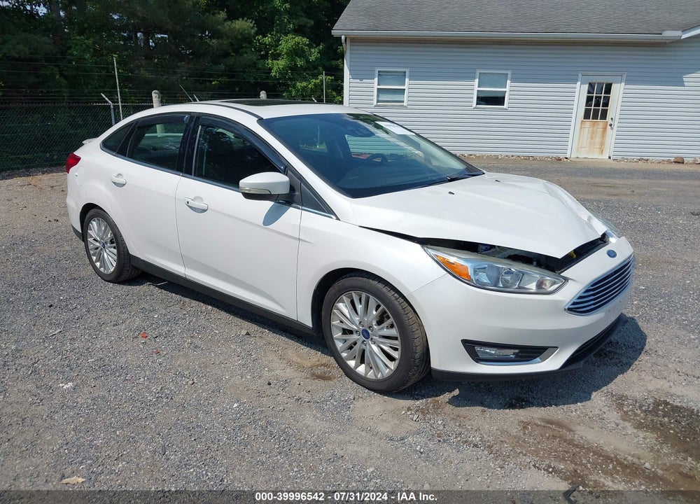 2017 FORD FOCUS TITANIUM VIN: 1FADP3J29HL253106