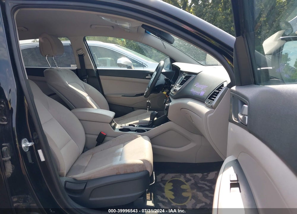 2018 HYUNDAI TUCSON VIN: KM8J2CA45JU701186