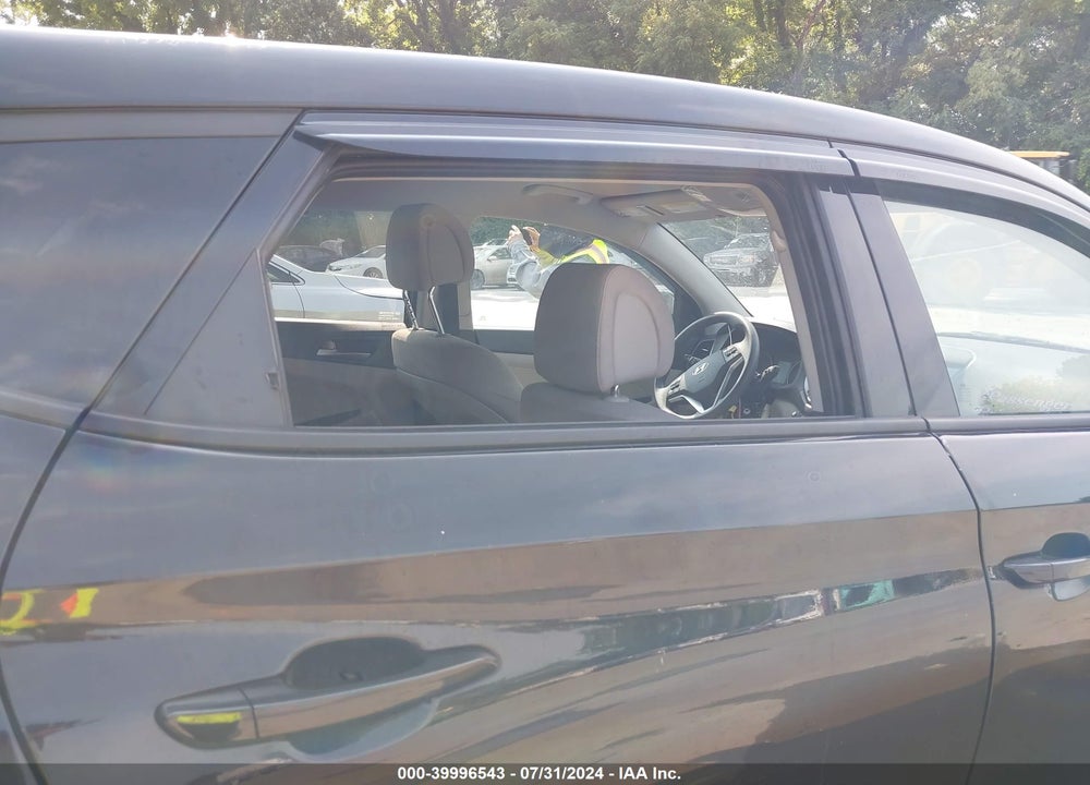 2018 HYUNDAI TUCSON VIN: KM8J2CA45JU701186