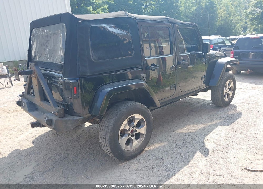 2014 JEEP WRANGLER UNLIMITED SAHARA VIN: 1C4BJWEGXEL313433