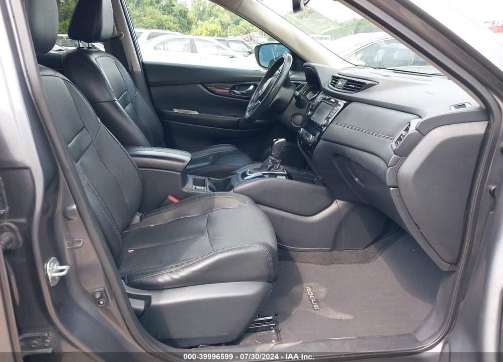 2017 NISSAN ROGUE SL VIN: 5N1AT2MV5HC871382