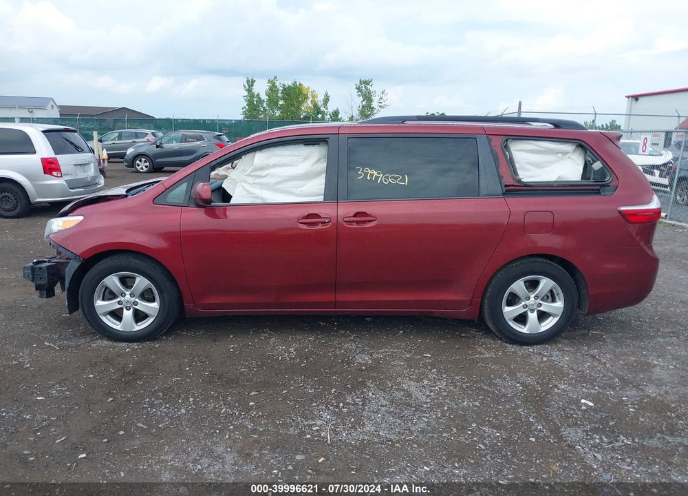 2015 TOYOTA SIENNA LE 8 PASSENGER VIN: 5TDKK3DC8FS599969