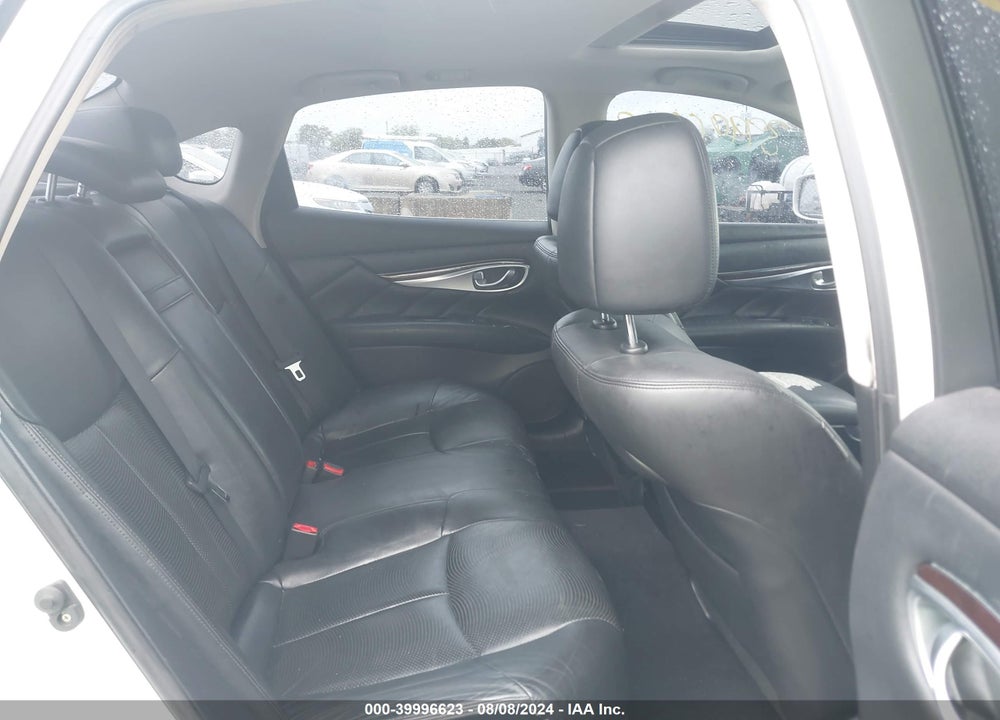 2011 INFINITI M37 VIN: JN1BY1AP3BM325579