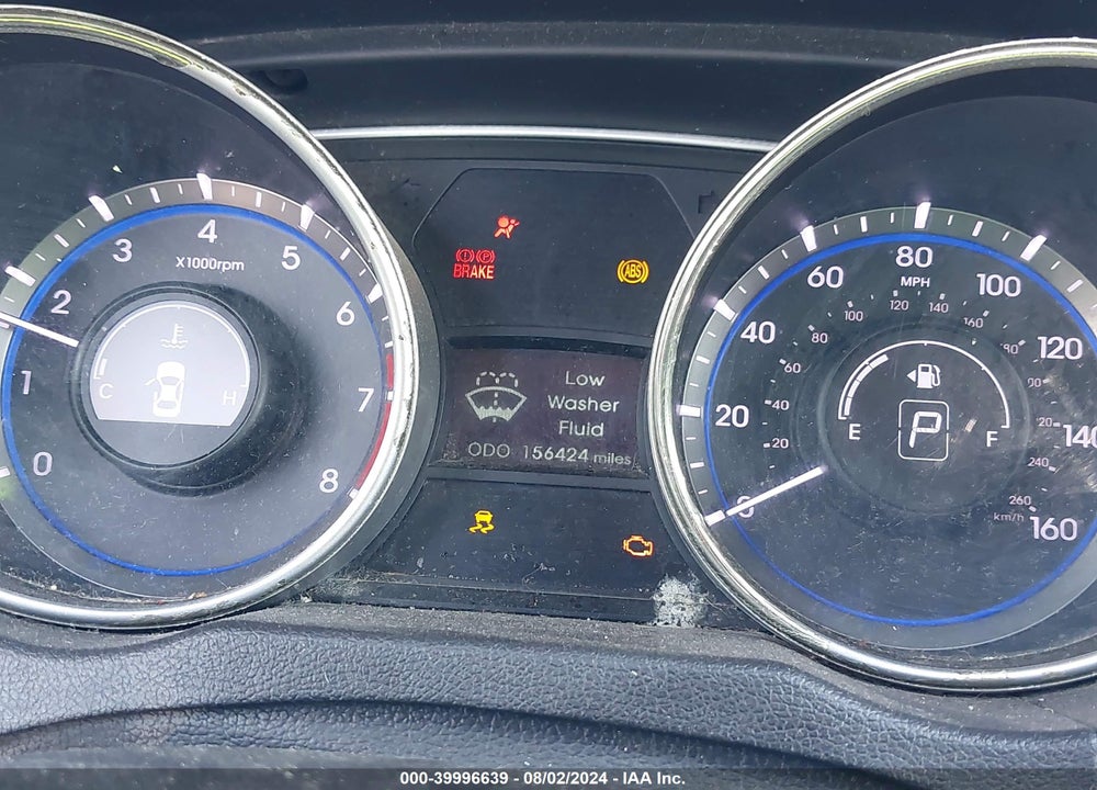 2011 HYUNDAI SONATA VIN: 5NPEC4AB9BH268586